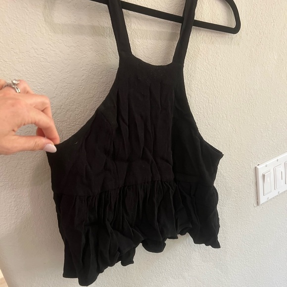 Stone Cold Fox Liam Crop Tank - Picture 3 of 8